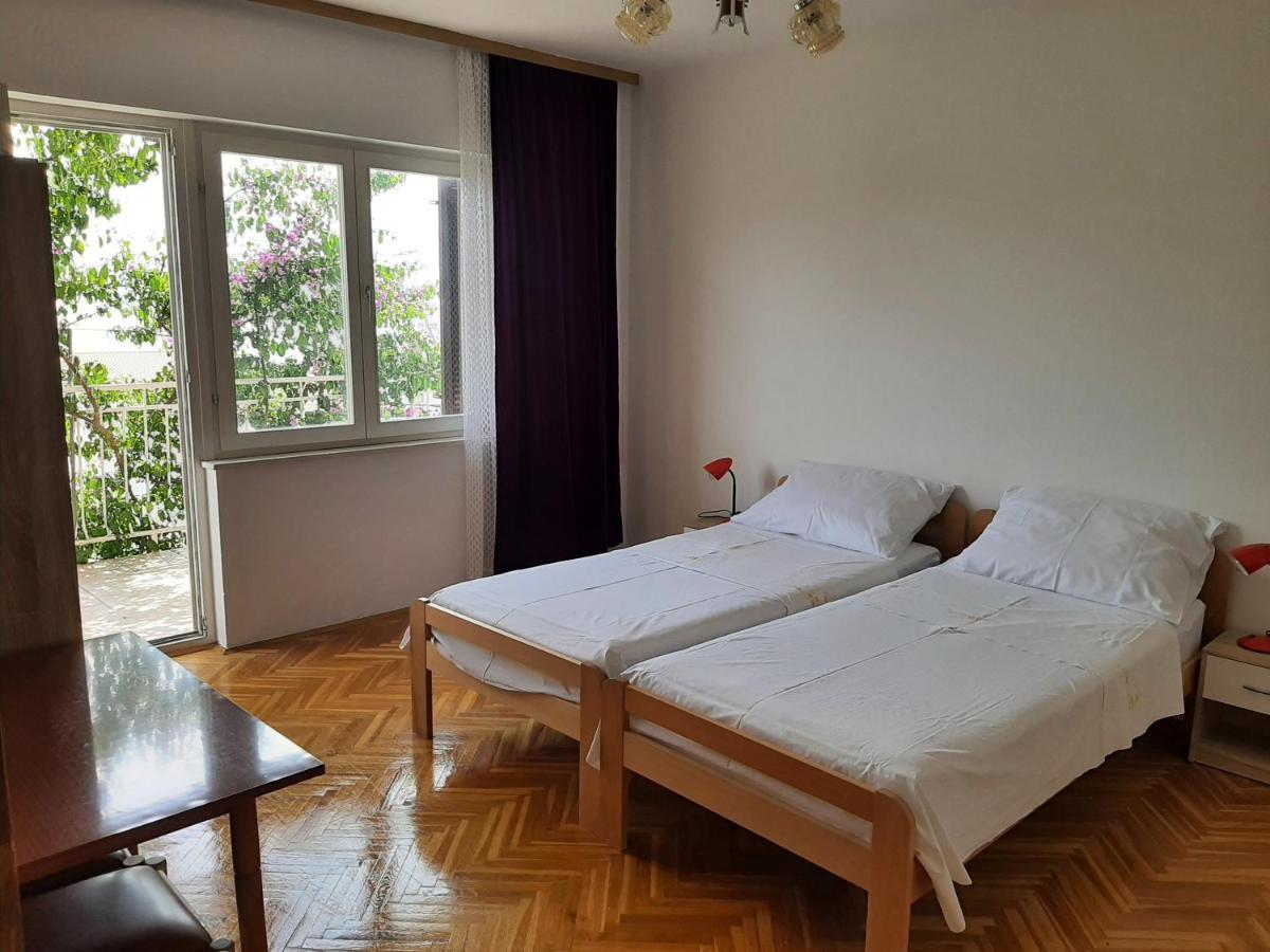 Apartments Tina Omiš Exterior foto