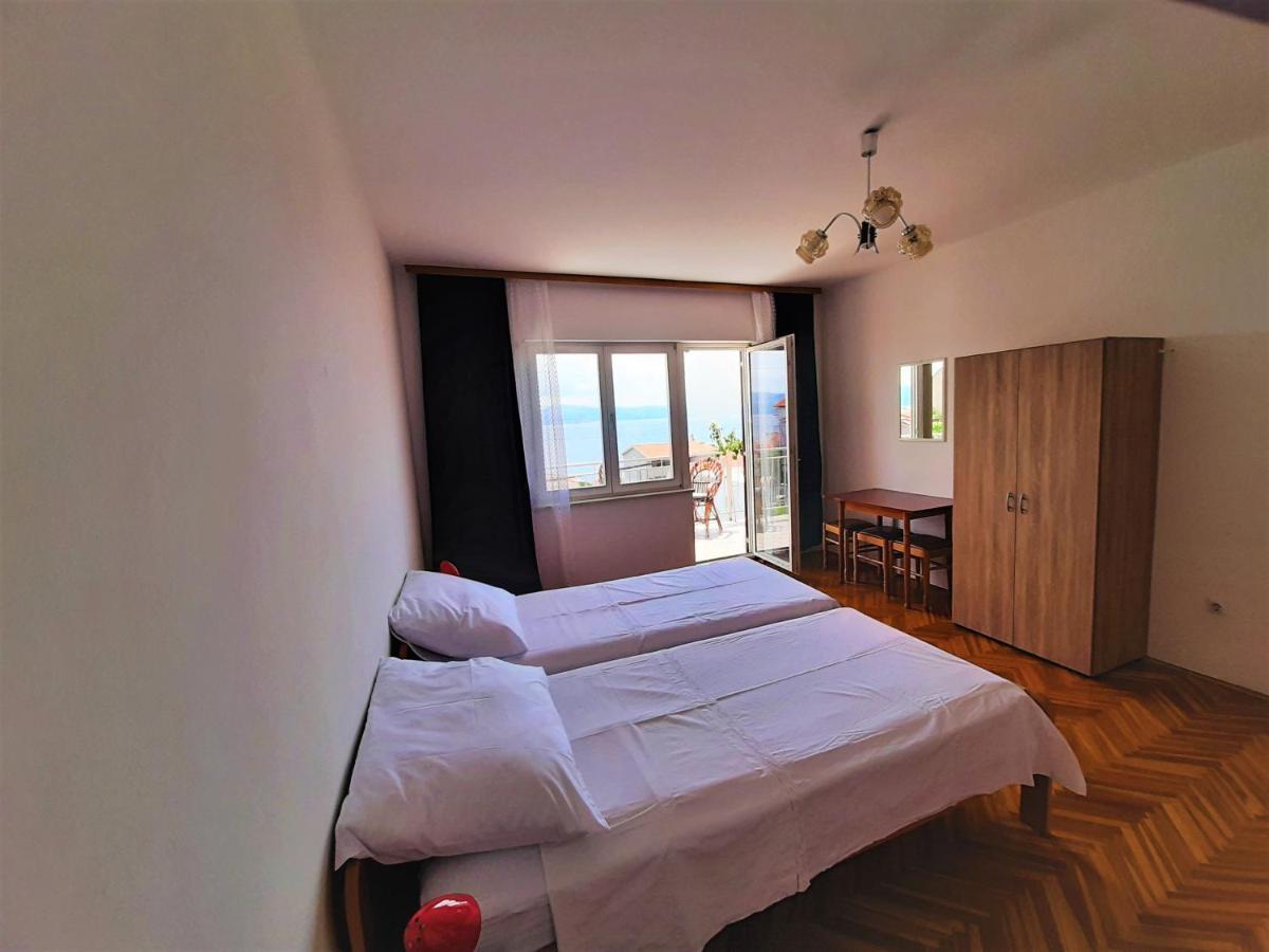 Apartments Tina Omiš Exterior foto