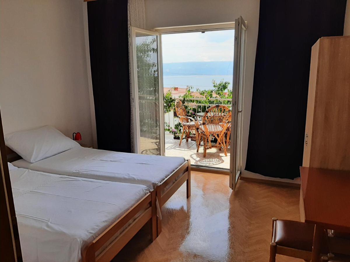 Apartments Tina Omiš Exterior foto
