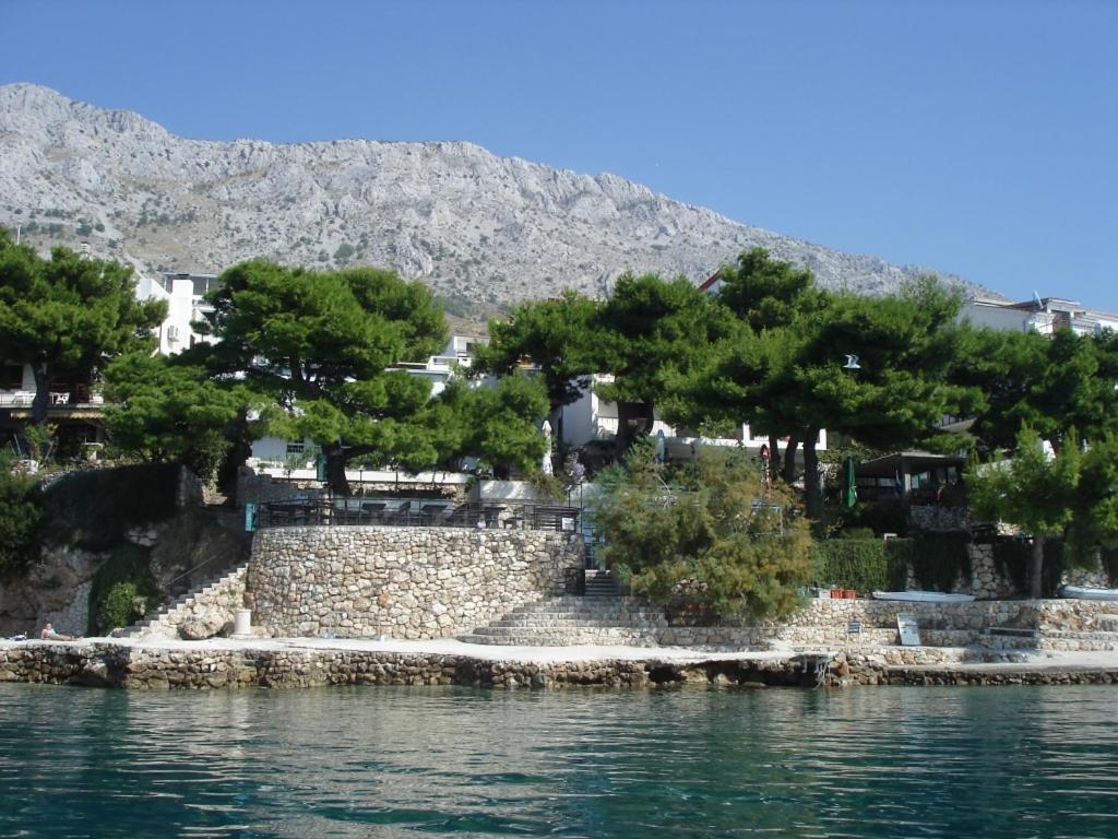 Apartments Tina Omiš Exterior foto